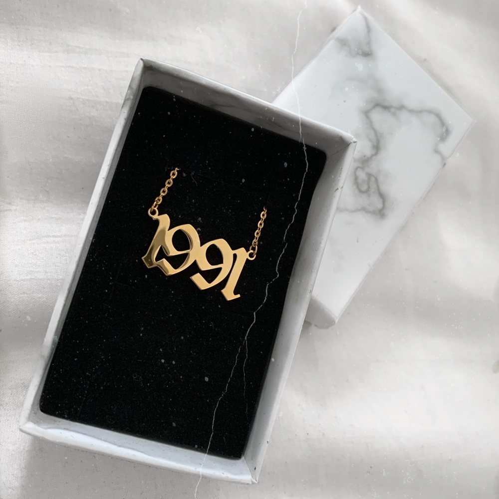 Old English Personalized Year Necklace 🖤